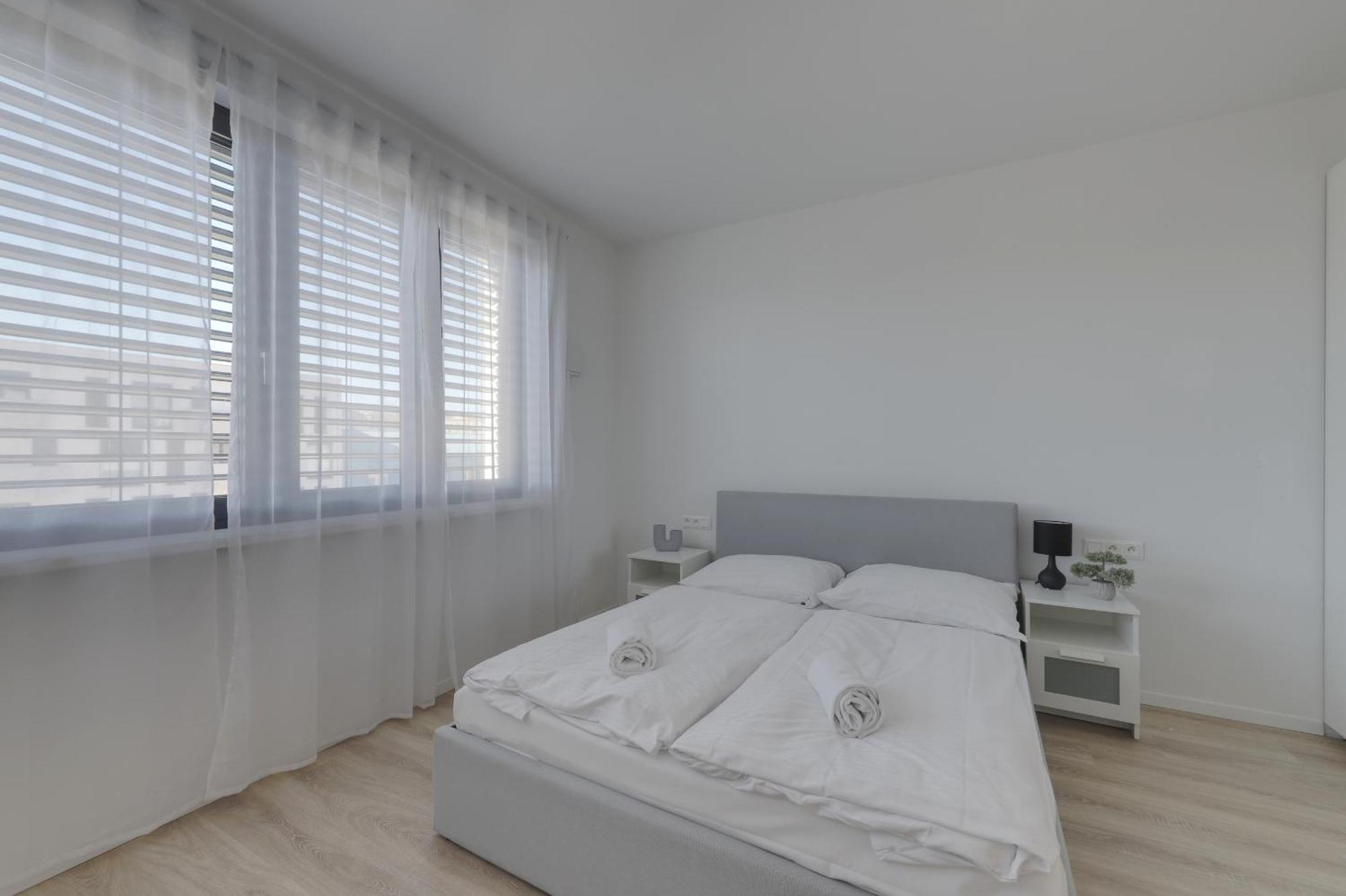 Bazova Apartment With Free Parking Pressburg Exterior foto